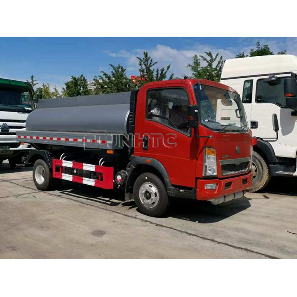New SINOTRUK HOWO 4*2 Euro2 10 Cbm 10000L Refueling Truck With Flow Meter