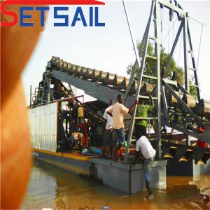 Gold Carpet High Capacity River Mining Dredging Machinery with Estimated