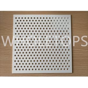 China Regualr Stagger Punching Holes Decorative Aluminum Sheet Fire Resistance on sale