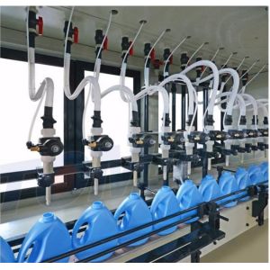 Anti Corrosive Gravity Liquid Filling Machine 2000BPH 500ml