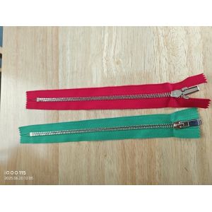 Cheap High Strength One-Piece Die-Cast Zipper Slider for Durable and Wear Resistant Applications for sale