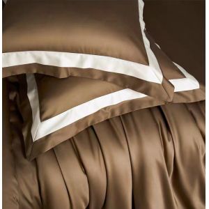 Elegant Wedding Four-piece Kit 400TC Bedding Set with Comforter Sheet and Quilt