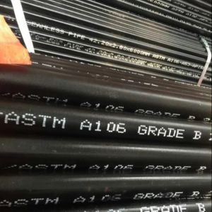 China Fluid Transfer Line Hot Rolled Precision Steel Pipe DIN 17175 ST 35.8 200MM OD on sale