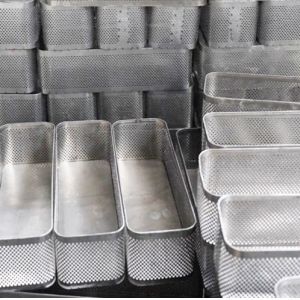 China Rotating Kitchen Storage Rack 100kg Load Black White on sale