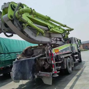 Zoomlion ZLJ5280THBJE-40M Concrete Pump Truck 40 Meters with Total Weight