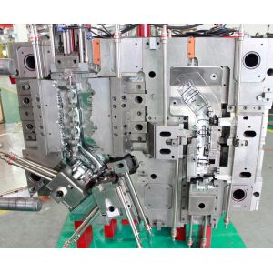 plastic injection molding Tools 3 Cavities Automotive Engine Mold