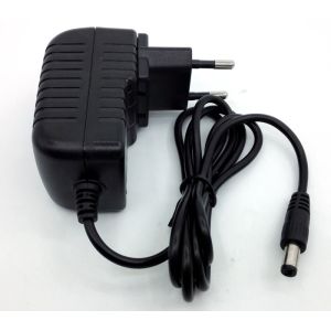 9 volt 3 amp power adapter