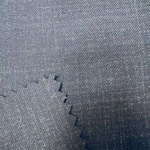 Polyester/Rayon Check Fabric Piece Dyed Quality for Lady′s Suit, Pant