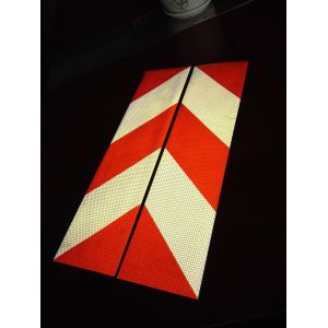 China High Intensity Grade Honeycomb Reflective Tape Chevron Right / Left Hand on sale