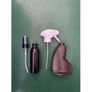 PLC Programmable Bottle Capping Machines 1000BPH-1500BPH For Trigger Cap