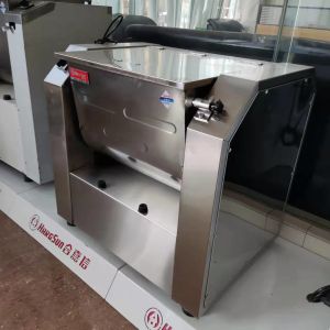 SS201 42r/Min Industrial Horizontal Dough Mixer 25kg For Bakery Industry And