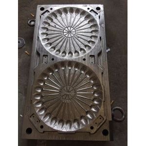 China Standard Plastic Spoon Injection Molding Molds 50 Cavities H13 Material on sale