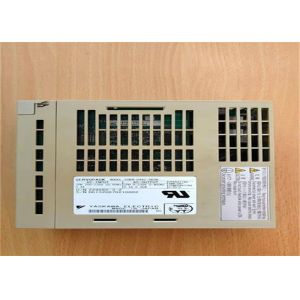 Yaskawa SGDM-04AC-SD2B AC Servo Amplifier New In Original 230V