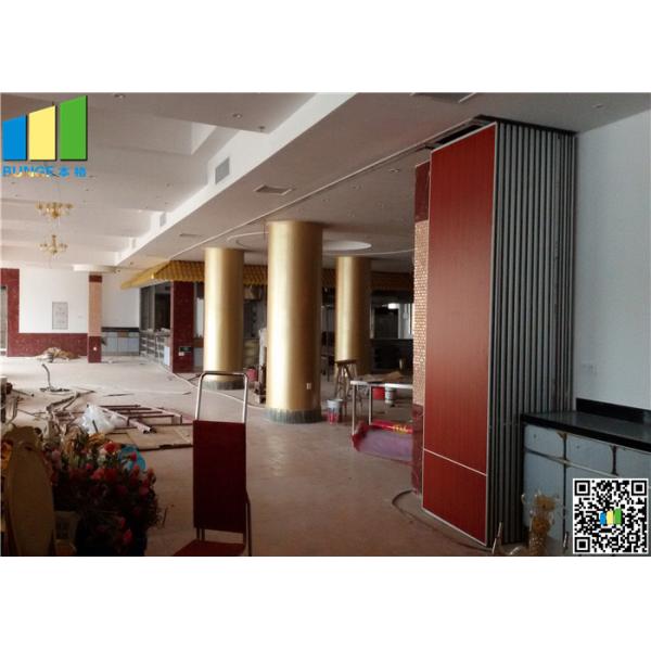 Wooden Operable Acoustic Diffuser Panels , 36 / 42 dB Interior Sliding Doors For