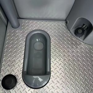 Convenient Lightweight Push Toilet for Park Attractions Portable Design