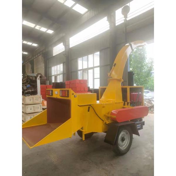 Quality Wood Chipper processing Machine Wood Crusher Price, Diesel Crusher with wheels for wood branches wholesale