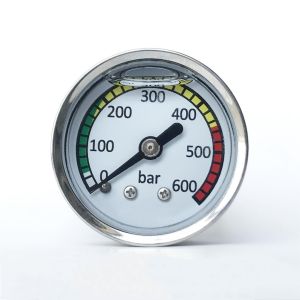 NPT Axial Mount Liquid Filled Pressure Gauge 600 Bar 1.5 Inches Bsp SS316 Wetted