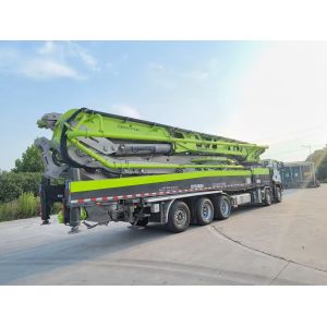 Used Zoomlion 70M Concrete Pump Truck 180 m³/h Capacity