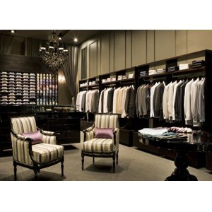 Man Brand Clothing Display Showcase High End With Triangle Landing Support
