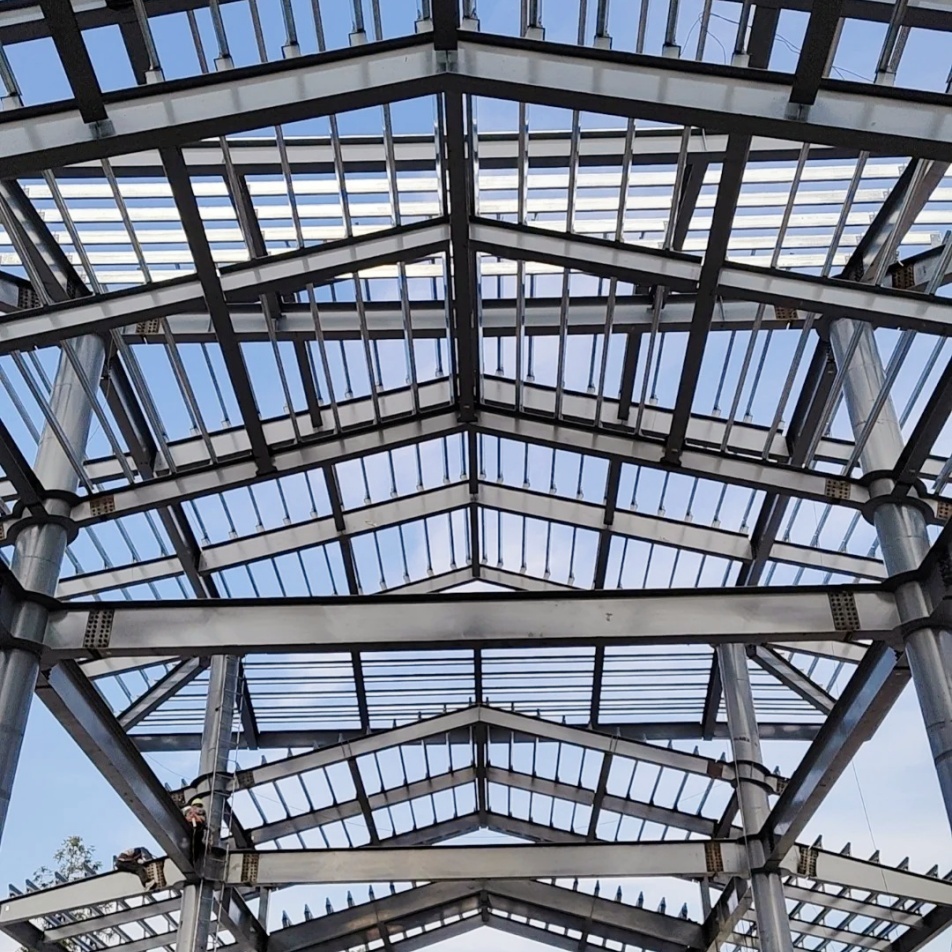 Easily Assembled Steel Structure Workshop Prefabricated Commercial Building for