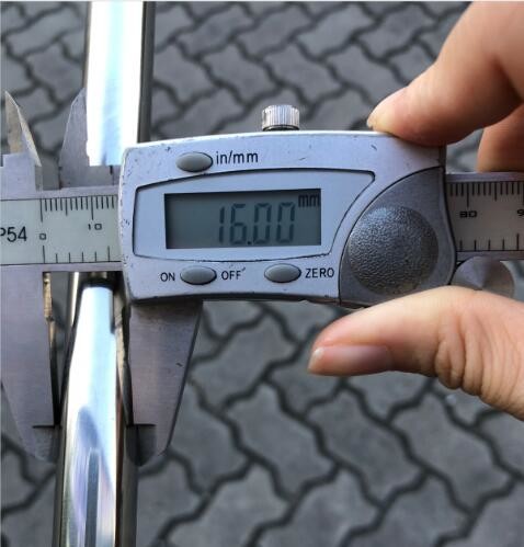 Quality Clean Smooth Surface Brushed Stainless Steel Round Pipe  Oxidation Resistance wholesale