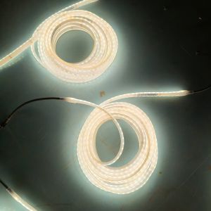 Industrial Waterproof LED Strip for Mining 70pcs/m 8W High Brightness 830lm Over
