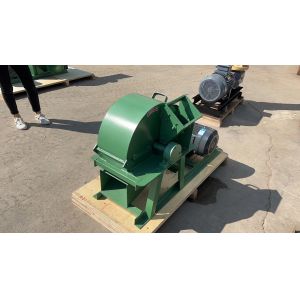 Mobile Mini Gasoline Engine Wood Chipper Shredder Machine 110kg / YCFA-7.5