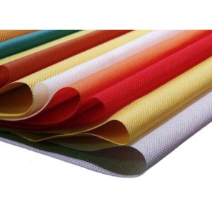Breathable 9GSM PP Non Woven Fabric 100% Polypropylene Material