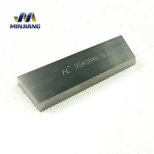 High Precision Carbide Thread Chasing Tool For Steel Pipes Threading