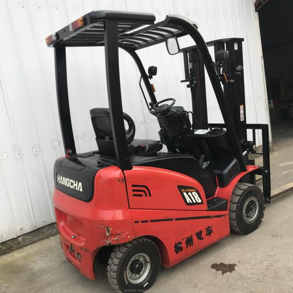 Heli A18 Forklift with 4.5 Fork Width 3000 kg Weight Great Performance and Affordable