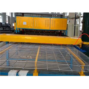 Pre - Cut Line Wire Feeding Fence Mesh Welding Machine PLC Controlled