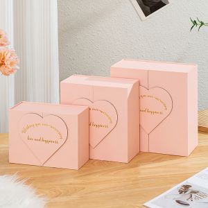 Cosmetics Custom Packaging Boxes 21x15x7cm 21x21x8cm Valentines Day Gift Box