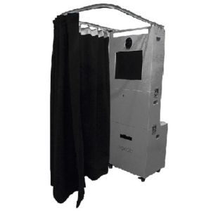 Touch Screen Photo Booth Kiosk High Stability For Indoor Outdoor Environment