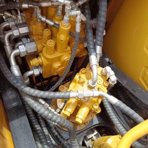 SANY Y135C Engine Used Crawler Excavator SY135C PRO 13.5TON for Customer