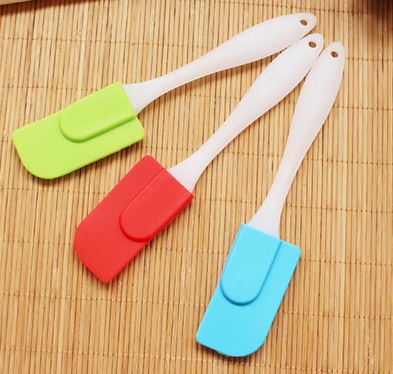 Quality 7.5 Inches Detachable Silicone Spatula With PP Material Frosted Handle(Small size) wholesale