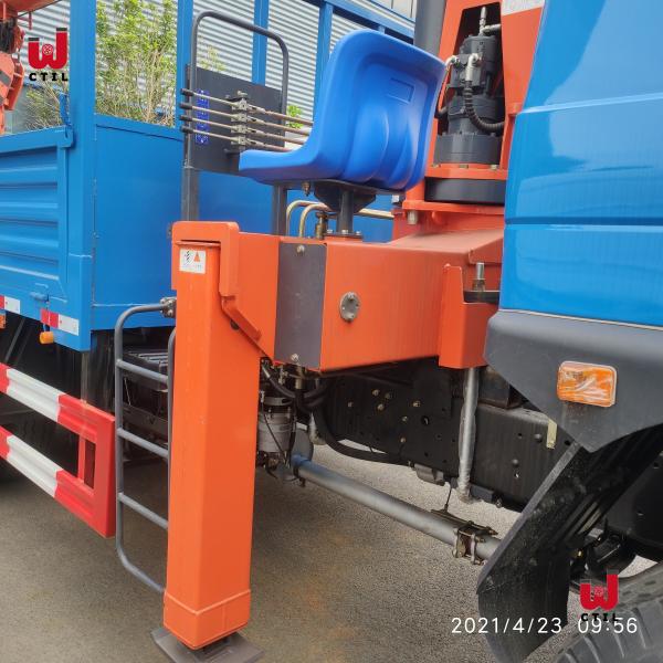 Euro Folding Truck Mounted Hydraulic Crane 4x2 Loading
