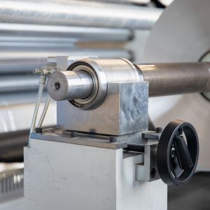 Computer Controlled speed Aluminum Foil Slitting Machine Electric Driven and