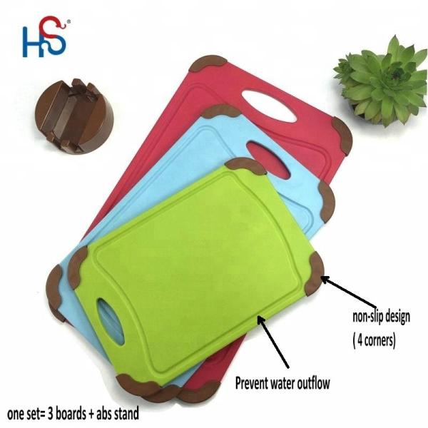 Small Size 29x19.5cm Sustainable Kitchen Cutting Board Easy to Clean and Plastic