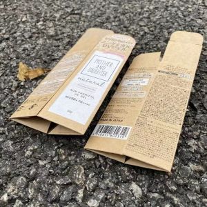 Eco-Friendly Cosmetic Packaging Box with Window and Paperboard 10-14 Days