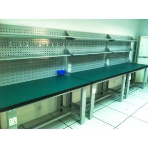 Customized Warehouse Garage Industrial Work Table With Led Tube Overhead