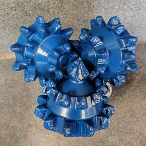 2024 New Product IADC 217 Three Cone Rotary Bits With Milled Tooth For Medium