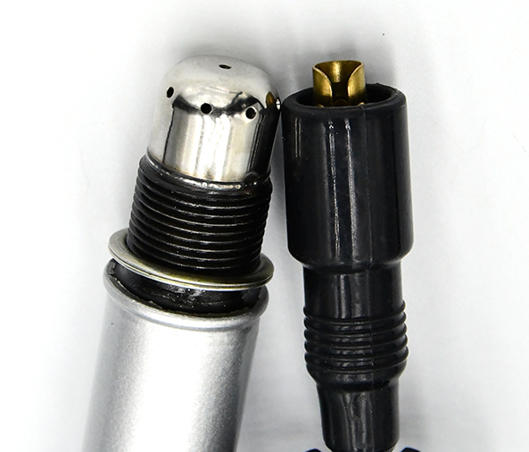 S-R6A13 Industrial Spark Plug For MWM TCG2032 V16 V20 CG260