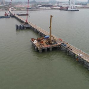 China ISO9001 Steel Truss Bridges Galvanized Finish Grade 8.8 1m 1.2m 1.5m Footway on sale