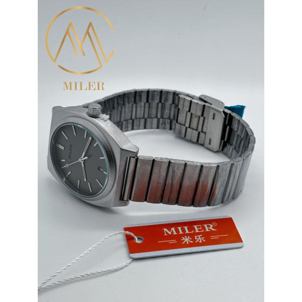 Customized Logo Digital Quartz Watch For Men With Water Resistant Display And