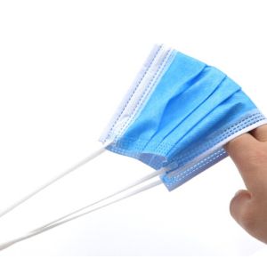 China Earloop 3 Ply Non Woven Face Mask Adjustable Nosepiece 17.5*9.5cm Ce Fda Certification on sale