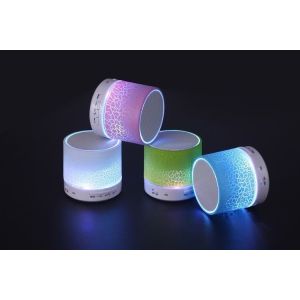 China 2018 trending products Mini Bluetooth portable gadgets ibastek Speaker with LED Light on sale