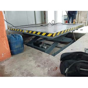 Custom Electric Hydraulic Dock Lift Platform Scissor Table Lift 3000kg