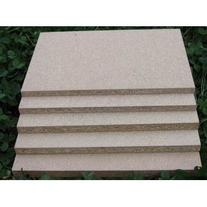 Poplar Particle Board Laminated Sheet , E1 Glue Pallet Compressed Particle Board