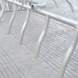 Incubator Lamp Heating Sow Farrowing Crate With Drinking Bowl