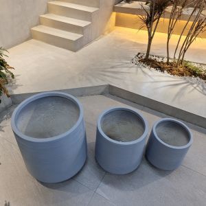 Modern And Versatile Fiber Clay Planter For Both Indoor And Outdoor Plant